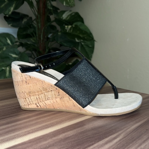 Anne Klein Ivana wedge sandal with cork bottom - Picture 12 of 16